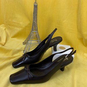 Donated Feb 16 ‘22 Offers Welcome!  Bass on Madison Avenue Kitten Heels